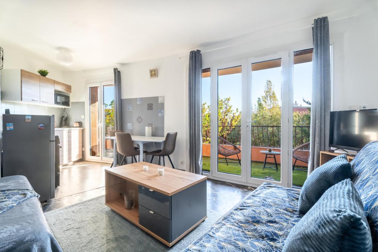 Grand Studio Proche Du Port Et Des Plages Sanary-sur-Mer Exteriör bild