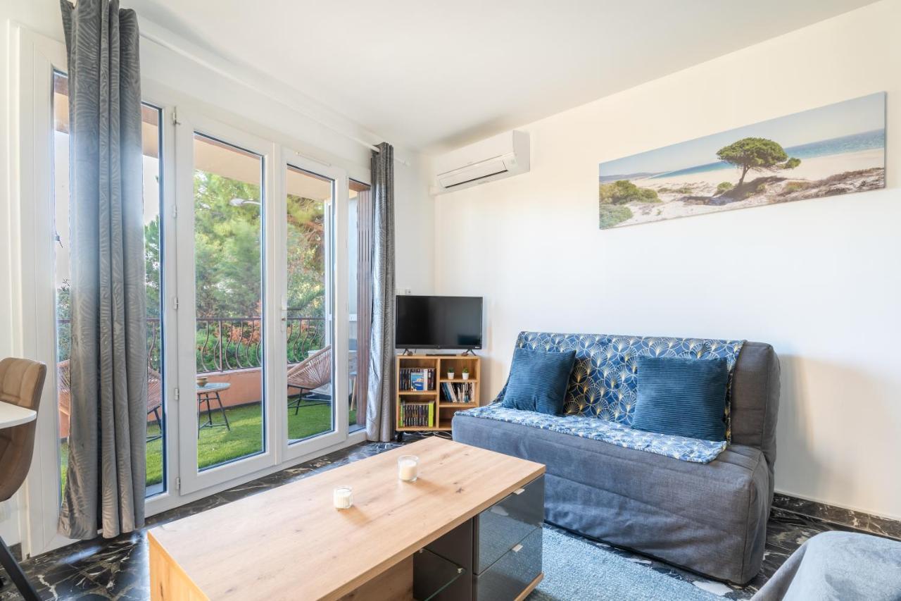 Grand Studio Proche Du Port Et Des Plages Sanary-sur-Mer Exteriör bild