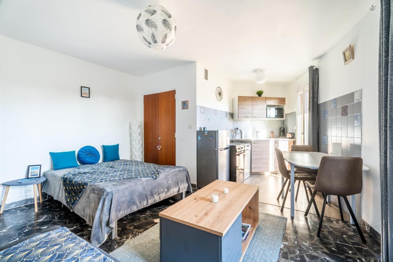 Grand Studio Proche Du Port Et Des Plages Sanary-sur-Mer Exteriör bild