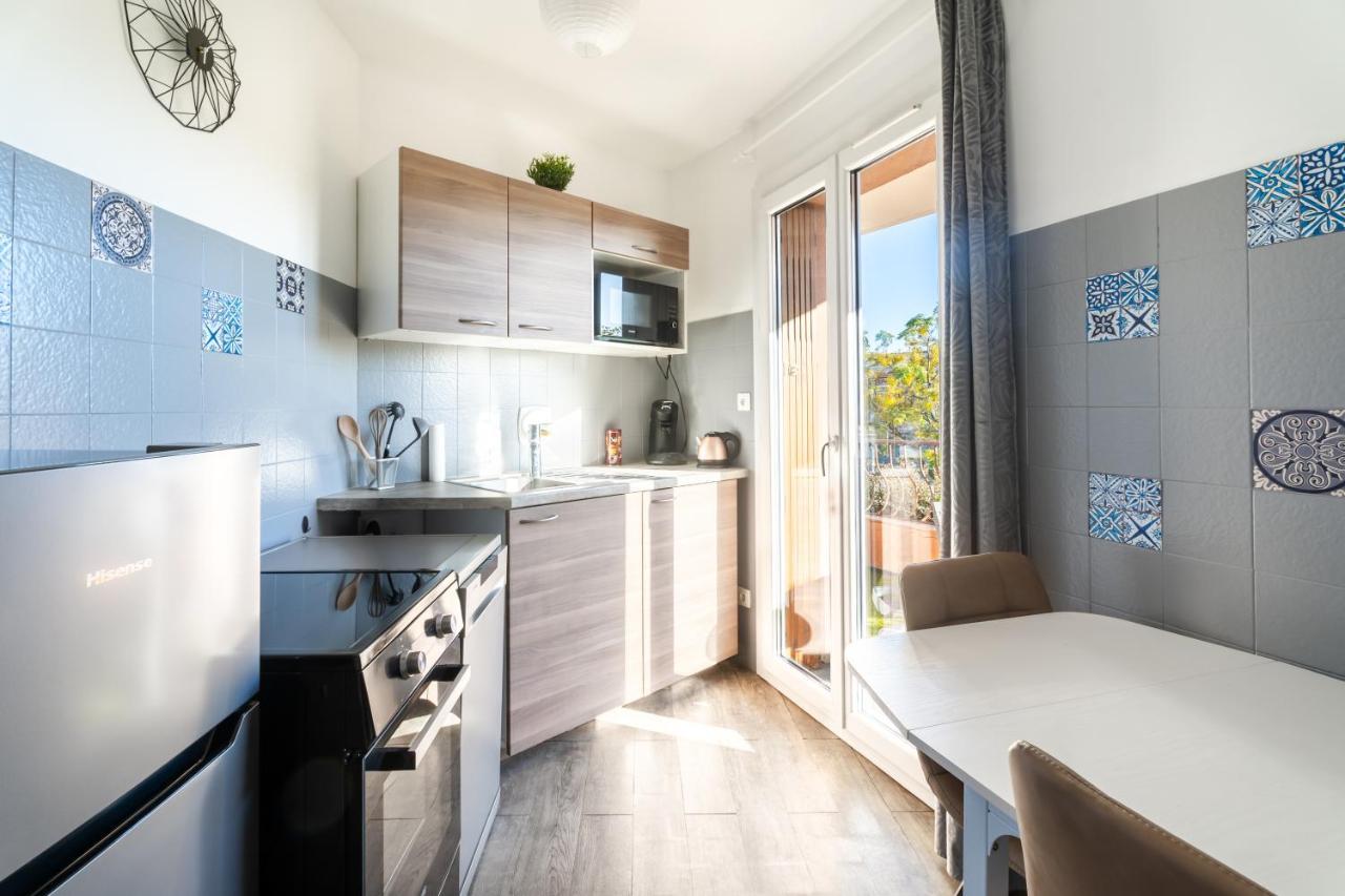 Grand Studio Proche Du Port Et Des Plages Sanary-sur-Mer Exteriör bild